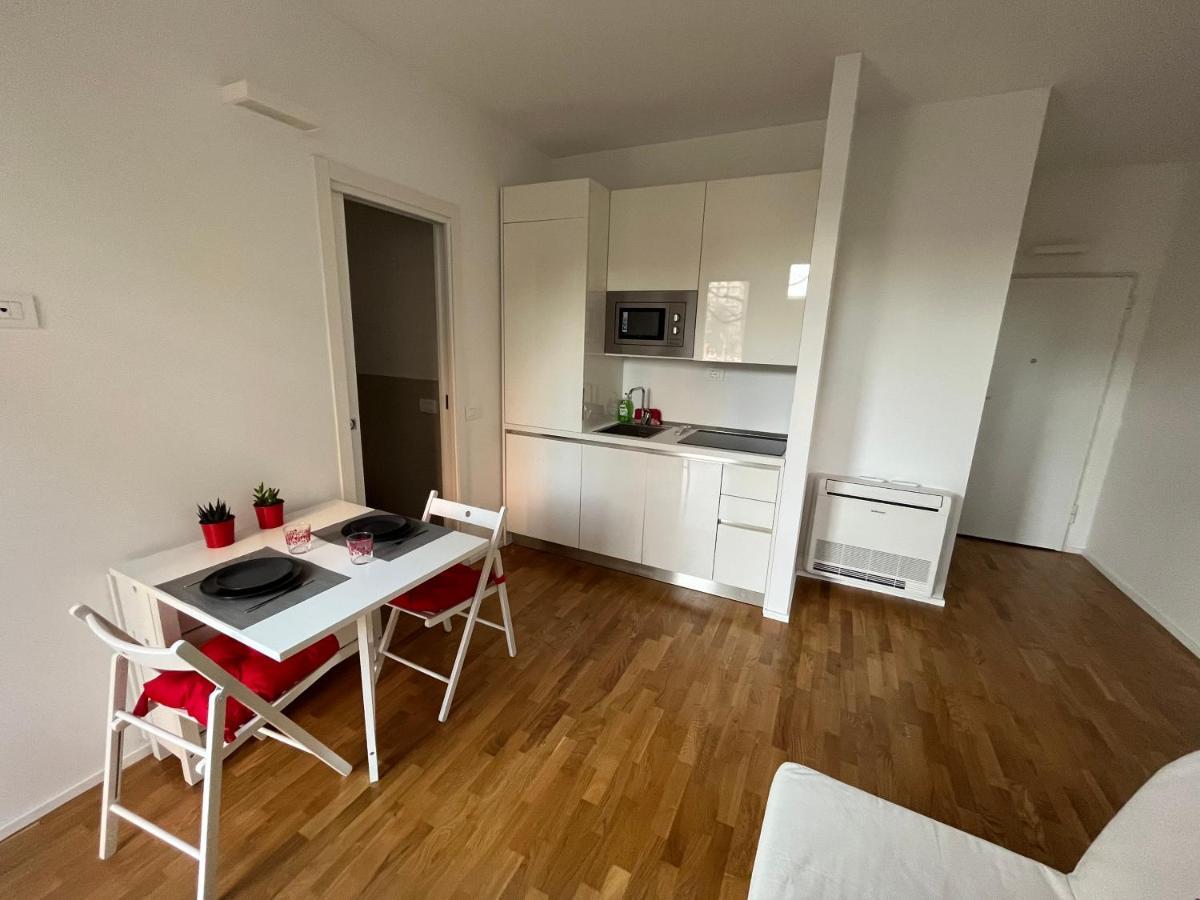 Appartement Cherry's House M1 Bande Nere - San Siro- M4 Linate Milan