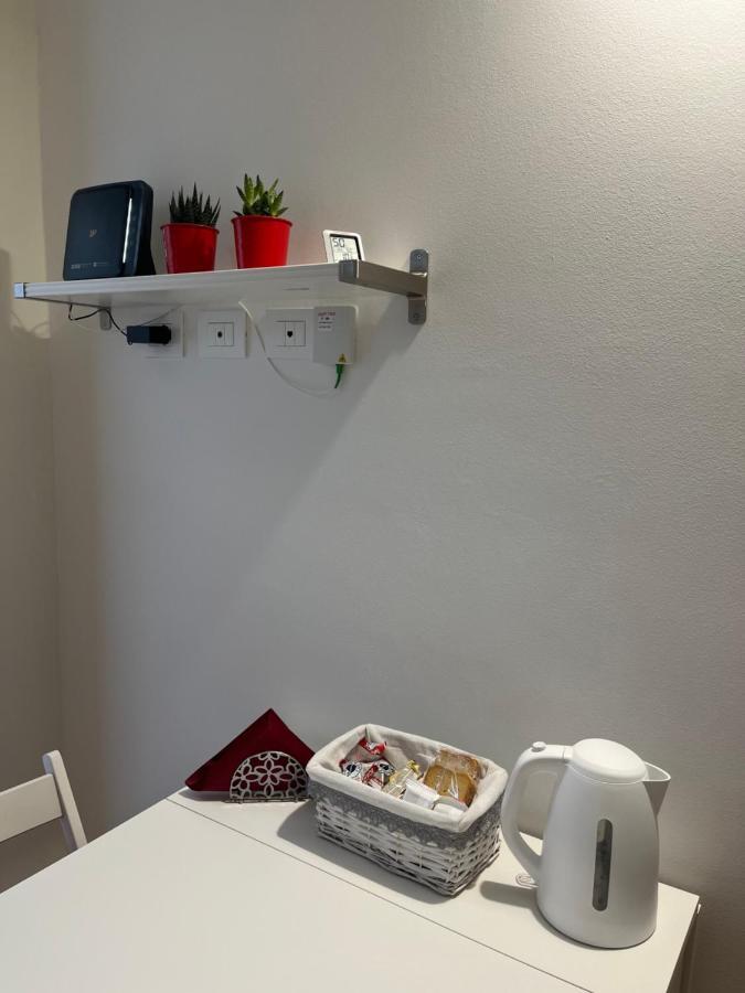 Apartment Cherry's House M1 Bande Nere - San Siro- M4 Linate Mailand